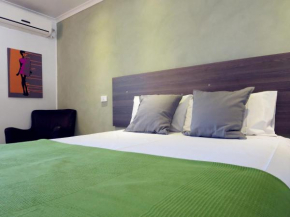  Mackay Motor Inn  Макей